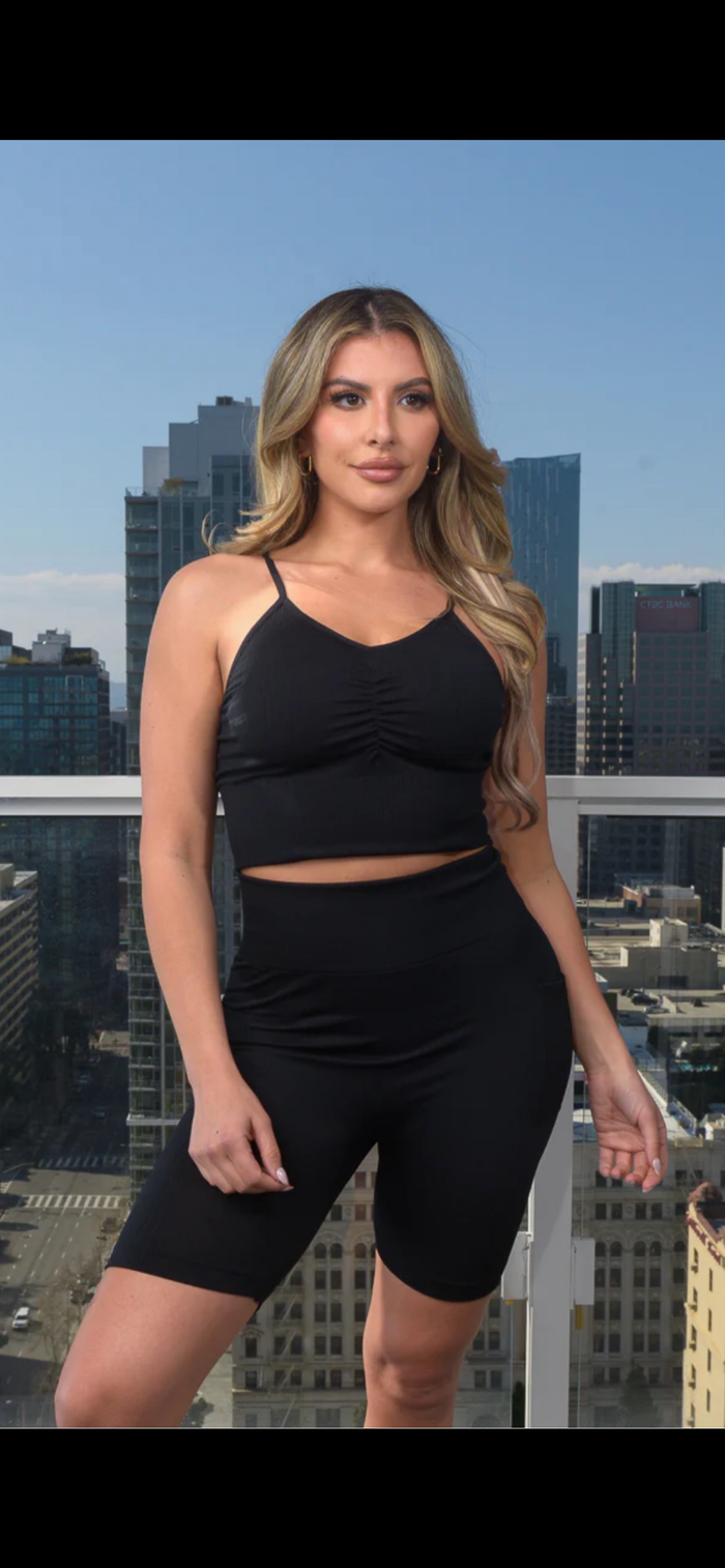 Seamless Short Set V-Neck Race Back Spaghetti Strap Crop Top And High Waist Biker Shorts With 2 Side Pockets