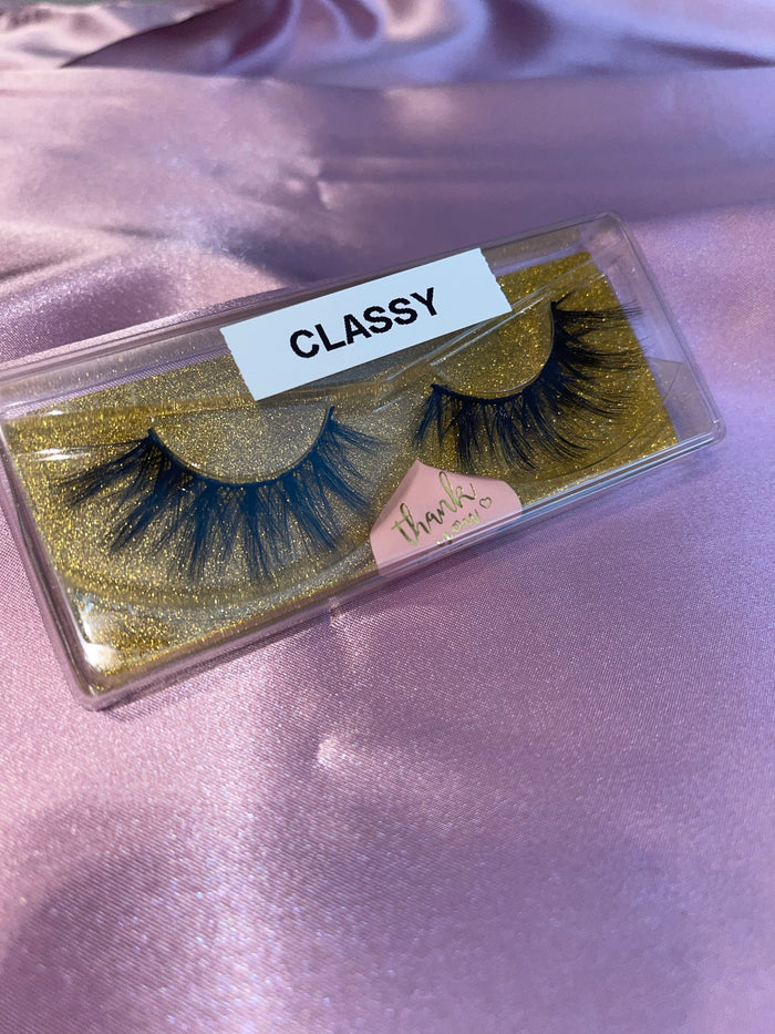 Classy lashes